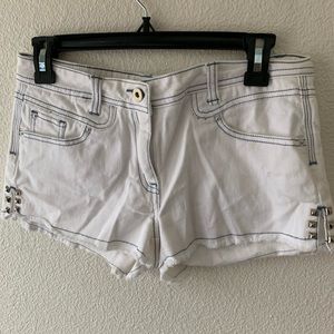 White Jean Shorts From Forever 21 (Size 26)